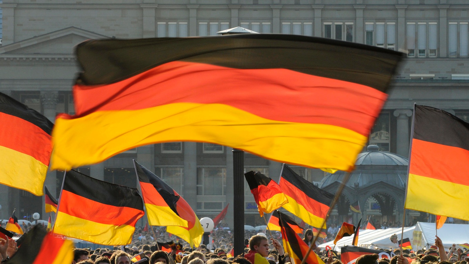 Deutschlandfahnen