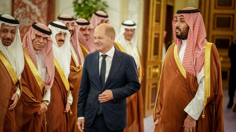 Scholz und Kronprinz bin Salman