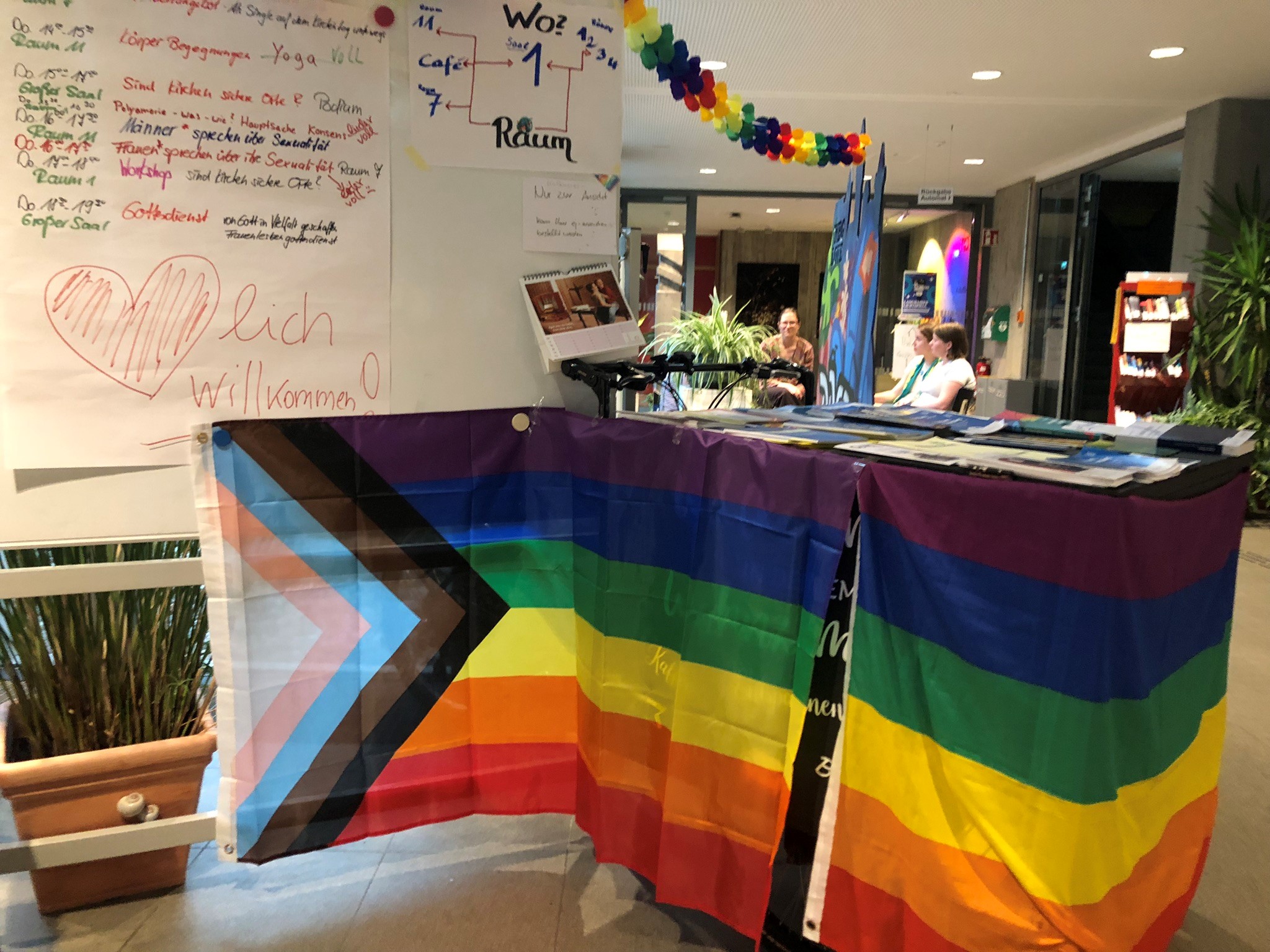  Evangelischer_Kirchentag_Regenbogen - The Germanz Bildidee 