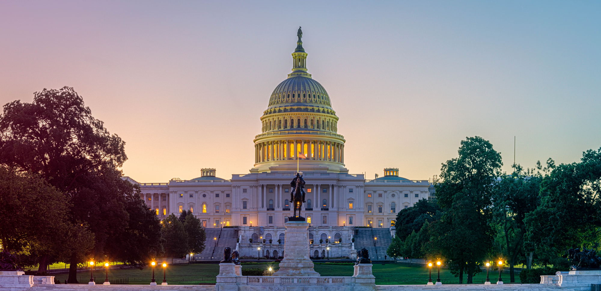 Panoramic image of the Capitol of the United States with the cap